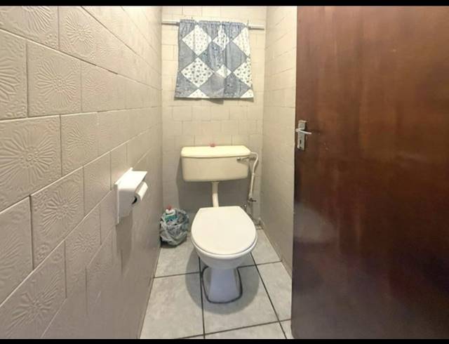 3 BEDROOM HOUSE FOR SALE IN MINNEBRON